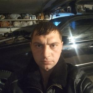 Парни в Омске: Владимир, 28 - ищет девушку из Омска
