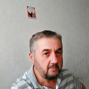 Леонид, 64 года, Ульяновск