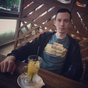 Парни в Твери: Роман Смирнов, 32 - ищет девушку из Твери