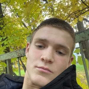 Парни в Новокузнецке: Егор, 23 - ищет девушку из Новокузнецка