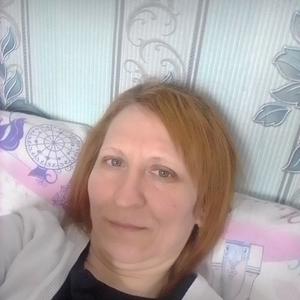 Девушки в Ульяновске: Елена, 44 - ищет парня из Ульяновска