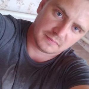 Парни в Тюкалинске: Владимир, 35 - ищет девушку из Тюкалинска