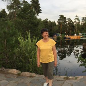 Девушки в Новосибирске: Наталья, 69 - ищет парня из Новосибирска