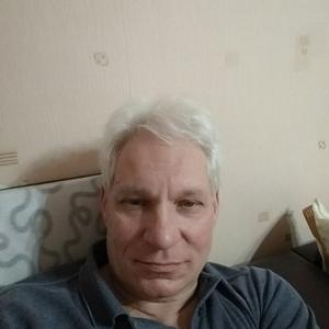 Парни в Екатеринбурге: Александр, 60 - ищет девушку из Екатеринбурга
