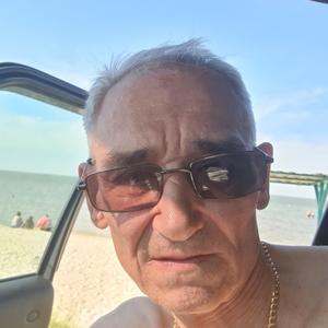 Вит, 59 лет, Старощербиновская