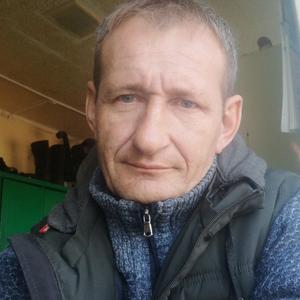 Парни в Арсеньеве: Александр, 49 - ищет девушку из Арсеньева