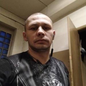 Юрий Ммм, 33 года, Архангельск