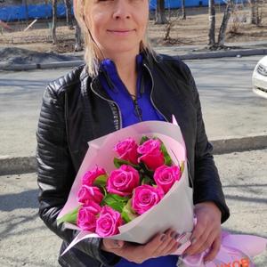 Девушки в Владивостоке: Светлана, 43 - ищет парня из Владивостока