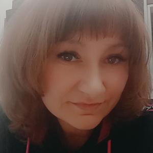 Девушки в Свирске: Юлия, 37 - ищет парня из Свирска