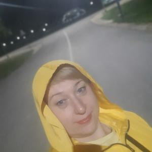 Девушки в Липецке: Марина, 45 - ищет парня из Липецка