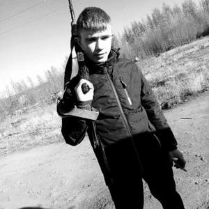 Парни в Хабаровске (Хабаровский край): Yury, 21 - ищет девушку из Хабаровска (Хабаровский край)