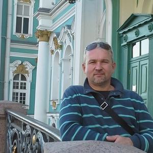 Парни в Череповце: Алексей, 54 - ищет девушку из Череповца