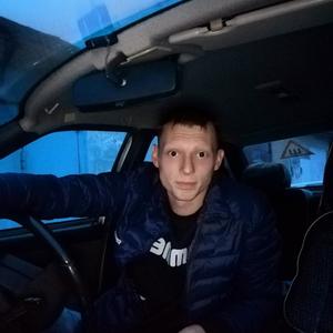 Парни в Удомле: Сергей, 29 - ищет девушку из Удомли