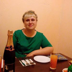 Девушки в Прокопьевске: Кристина, 37 - ищет парня из Прокопьевска