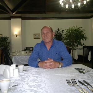 Игорь Васильевич Логинов, 63 года, Хабаровск