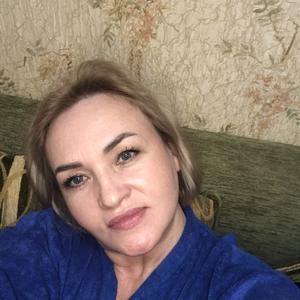 Девушки в Вологде: Ольга, 55 - ищет парня из Вологды