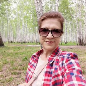 Девушки в Челябинске: Елена, 63 - ищет парня из Челябинска