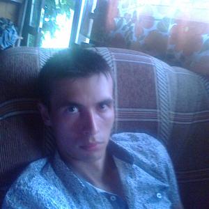 Алексей, 32 года, Курган