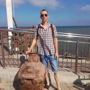 Парни в Шарыпово: Евгений Ганжа, 37 - ищет девушку из Шарыпово