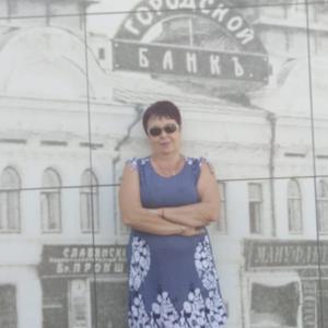 Девушки в Саратове: Оля, 57 - ищет парня из Саратова