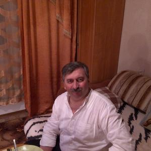 Парни в Волгограде: Анатолий, 66 - ищет девушку из Волгограда