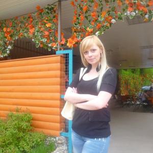 Девушки в Пятигорске: Евгения, 35 - ищет парня из Пятигорска