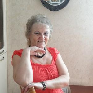 Девушки в Липецке: Milana, 68 - ищет парня из Липецка
