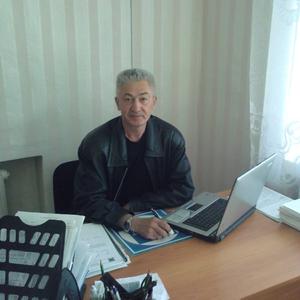 Парни в Ангарске: Юрий, 63 - ищет девушку из Ангарска