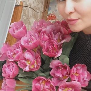 Девушки в Новороссийске: Анна, 47 - ищет парня из Новороссийска