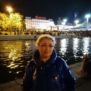 Девушки в Екатеринбурге: Ирина, 54 - ищет парня из Екатеринбурга