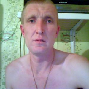 Евгений, 44 года, Большеустьикинское