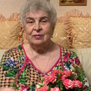 Девушки в Санкт-Петербурге: Галина, 74 - ищет парня из Санкт-Петербурга