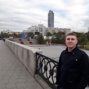 Парни в Челябинске: Максим, 27 - ищет девушку из Челябинска