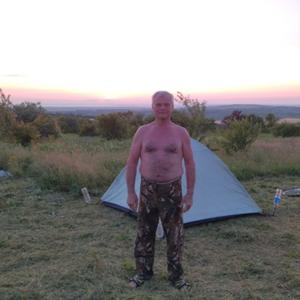 Парни в Краснодаре (Краснодарский край): Виктор, 67 - ищет девушку из Краснодара (Краснодарский край)