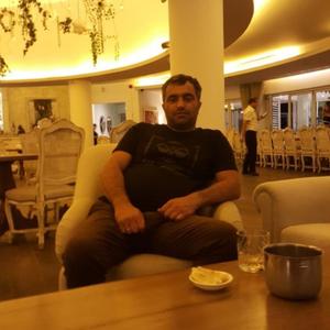 Парни в Баку: Elgun, 39 - ищет девушку из Баку