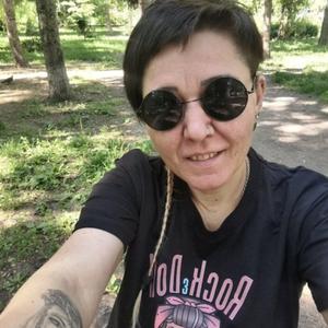 Девушки в Саратове: Галина, 46 - ищет парня из Саратова