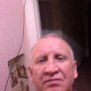 Парни в Ангарске: Anatoliy, 69 - ищет девушку из Ангарска