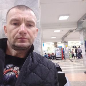 Валентин, 45 лет, Калининград