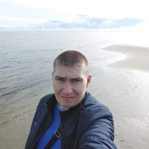 Виктор, 39 лет, Новодвинск