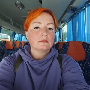 Юлия, 46 лет, Новоуральск