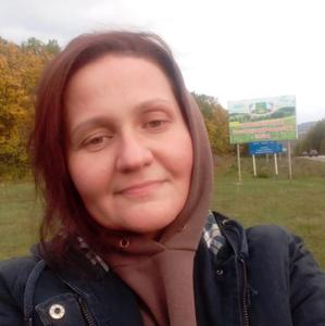 Девушки в Саратове: Наталия, 44 - ищет парня из Саратова