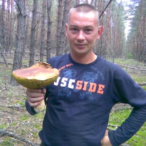 Парни в Нововоронеже: Санёк, 46 - ищет девушку из Нововоронежа