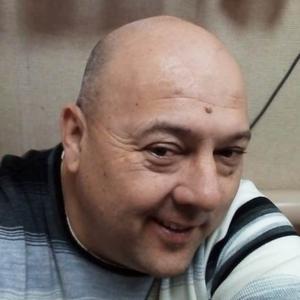 Парни в Гулькевичах: Алексей, 47 - ищет девушку из Гулькевич