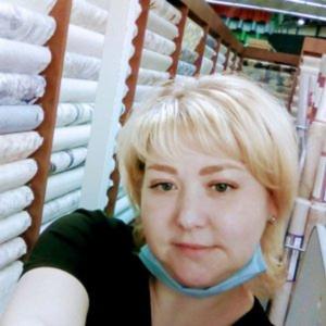 Девушки в Череповце: Наталья, 40 - ищет парня из Череповца
