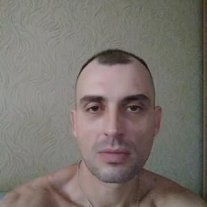 Парни в Донецке: Евгений, 45 - ищет девушку из Донецка