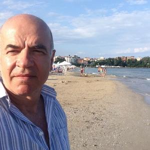 Парни в Софии: Красимир, 68 - ищет девушку из Софии