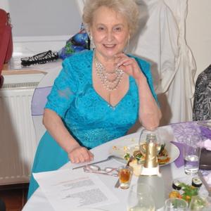 Анна, 71 год, Тюмень