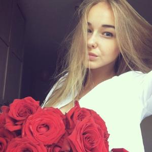 Надя, 24 года, Новосибирск