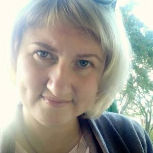 Девушки в Мурманске: Oksana, 36 - ищет парня из Мурманска