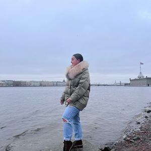 Девушки в Санкт-Петербурге: Елизавета, 26 - ищет парня из Санкт-Петербурга